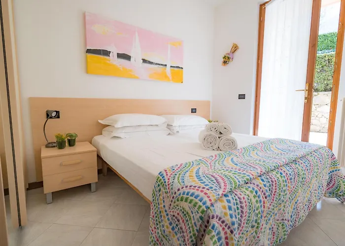 Lägenhet Sun Beth's House Brenzone sul Garda